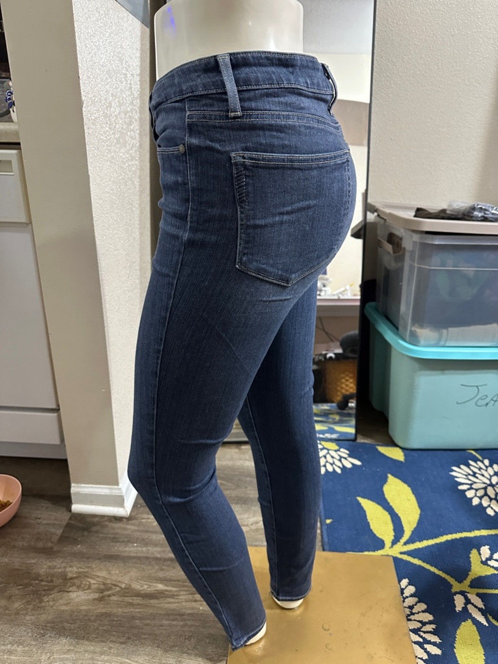 PAIGE Size 30 HOXTON Ankle Skinny High-Rise Jeans